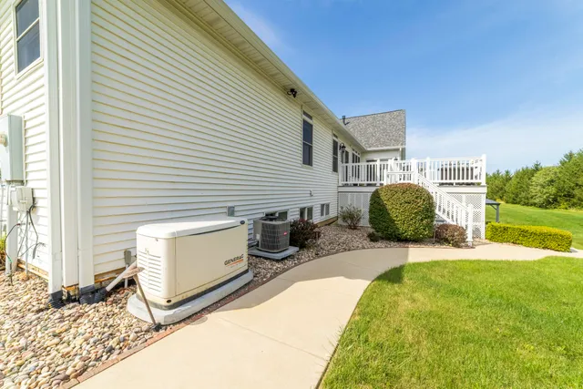 $975,000 | 493 North 414 East, Valparaiso, IN 46383