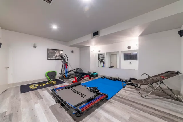 $975,000 | 493 North 414 East, Valparaiso, IN 46383