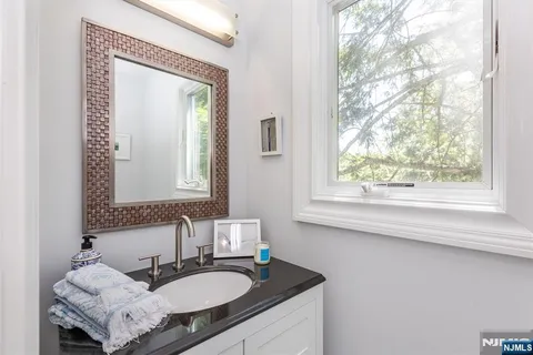 $1,250,000 | 83 Brookside Terrace, Caldwell, NJ 07006