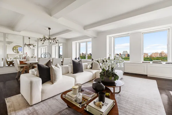 $9,750,000 | 1212 5th Avenue, Unit 15N | Upper Carnegie Hill