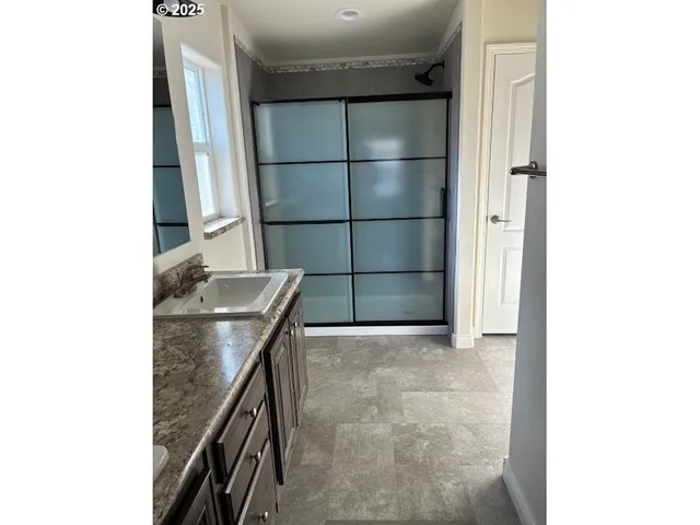 $299,900 | 3108 Southwest River View Drive, Pendleton, OR 97801