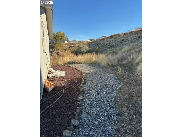 $299,900 | 3108 Southwest River View Drive, Pendleton, OR 97801