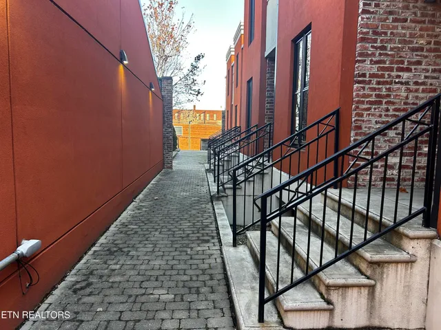 $2,750 | 211 Mews Way, Knoxville, TN 37917