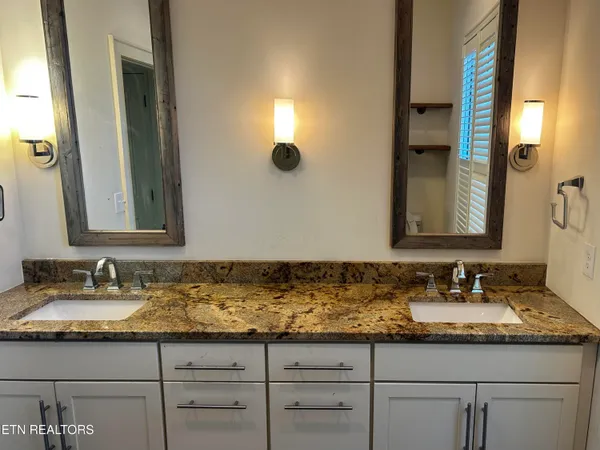 $2,750 | 211 Mews Way, Knoxville, TN 37917