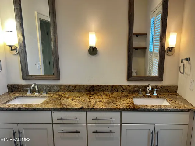 $2,750 | 211 Mews Way, Knoxville, TN 37917