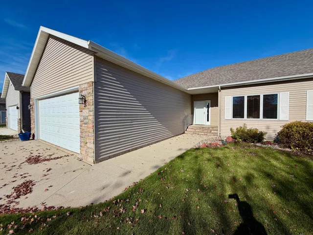 $399,900 | 626 43rd Avenue South, Moorhead, MN 56560