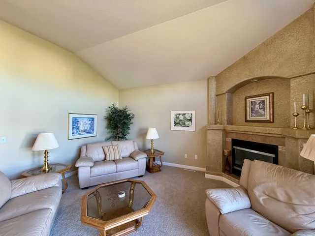 $399,900 | 626 43rd Avenue South, Moorhead, MN 56560