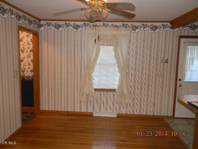 505 Ridgewood Drive Circleville, OH 43113 - Photo 5 of 13