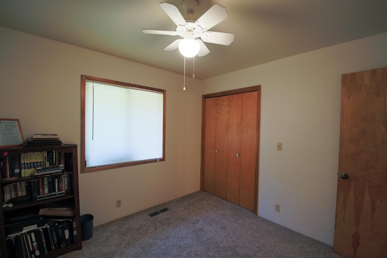40843 Cherokee Oaks Drive Three Rivers, CA 93271 - Photo 23 of 29 Gallery Image 23