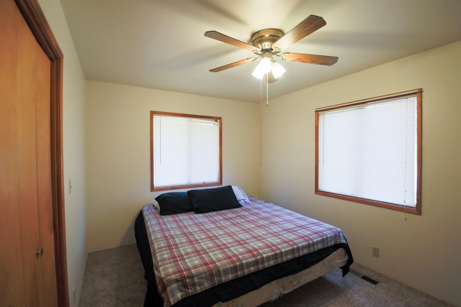 40843 Cherokee Oaks Drive Three Rivers, CA 93271 - Photo 27 of 29 Gallery Image 27