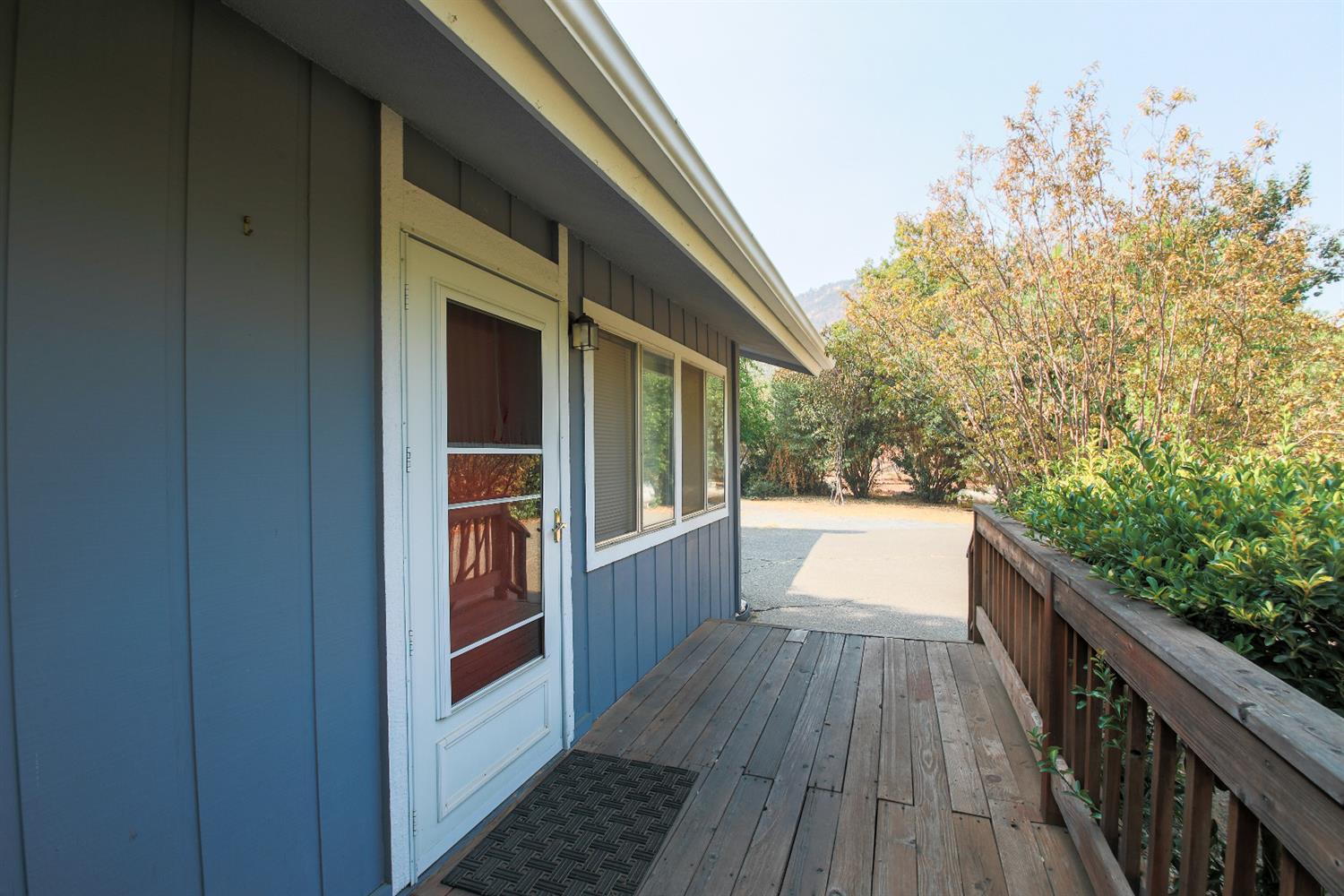 40843 Cherokee Oaks Drive Three Rivers, CA 93271 - Photo 7 of 29 Gallery Image 7