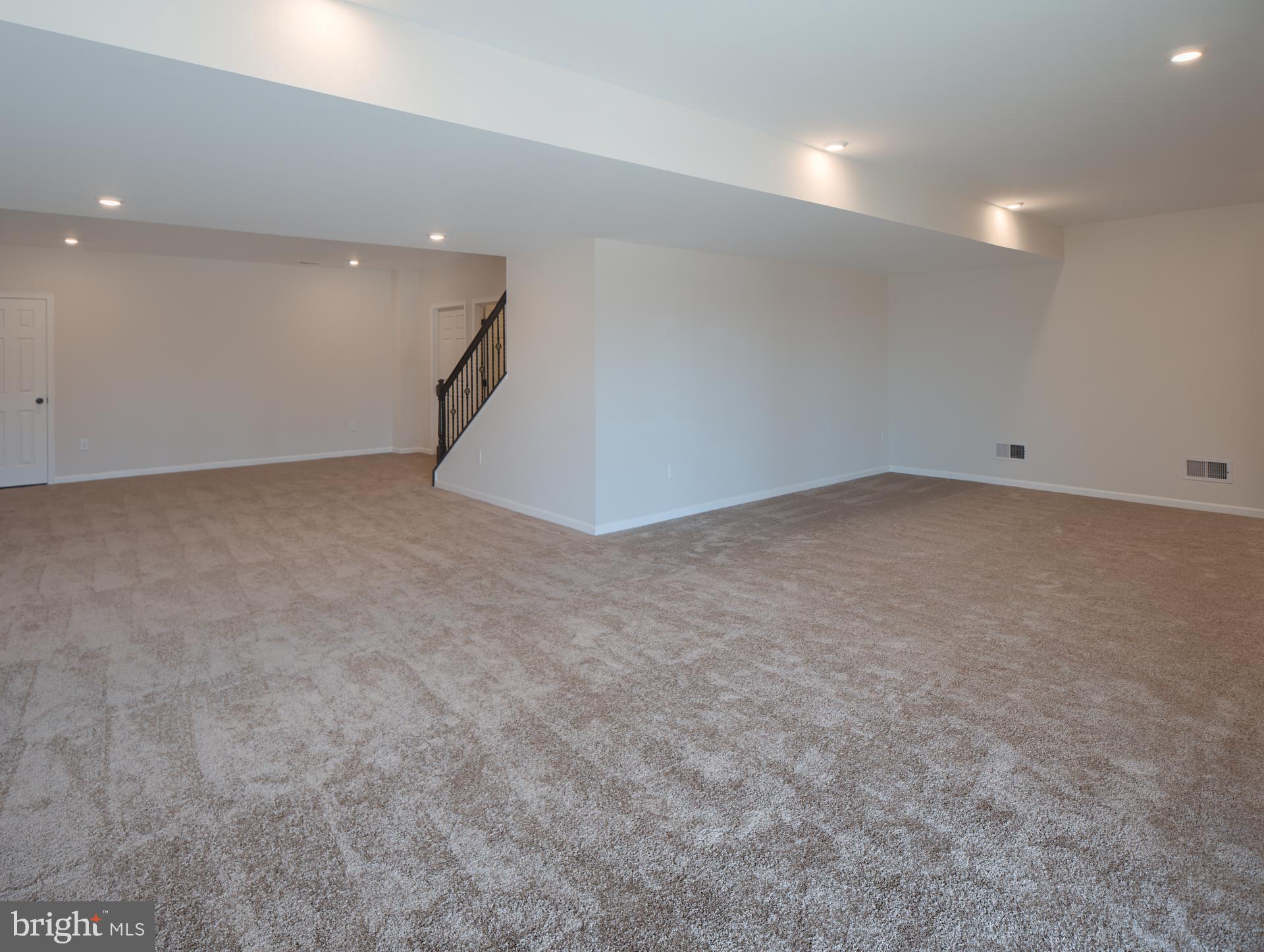 232 West Side Drive Lititz, PA 17543 - Photo 26 of 27 a view of empty room