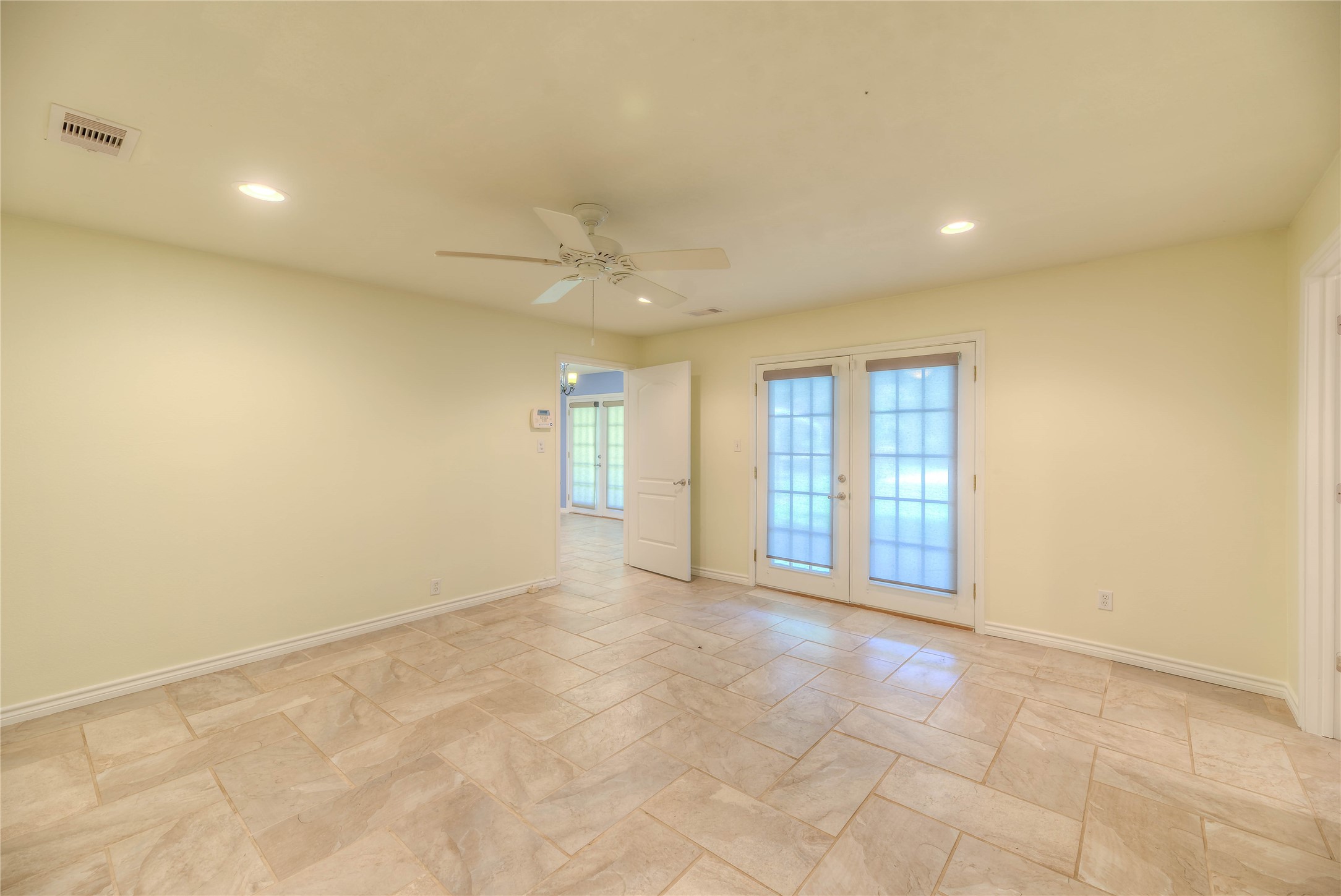 641 Red Clover Livingston, TX 77351 - Photo 15 of 43
