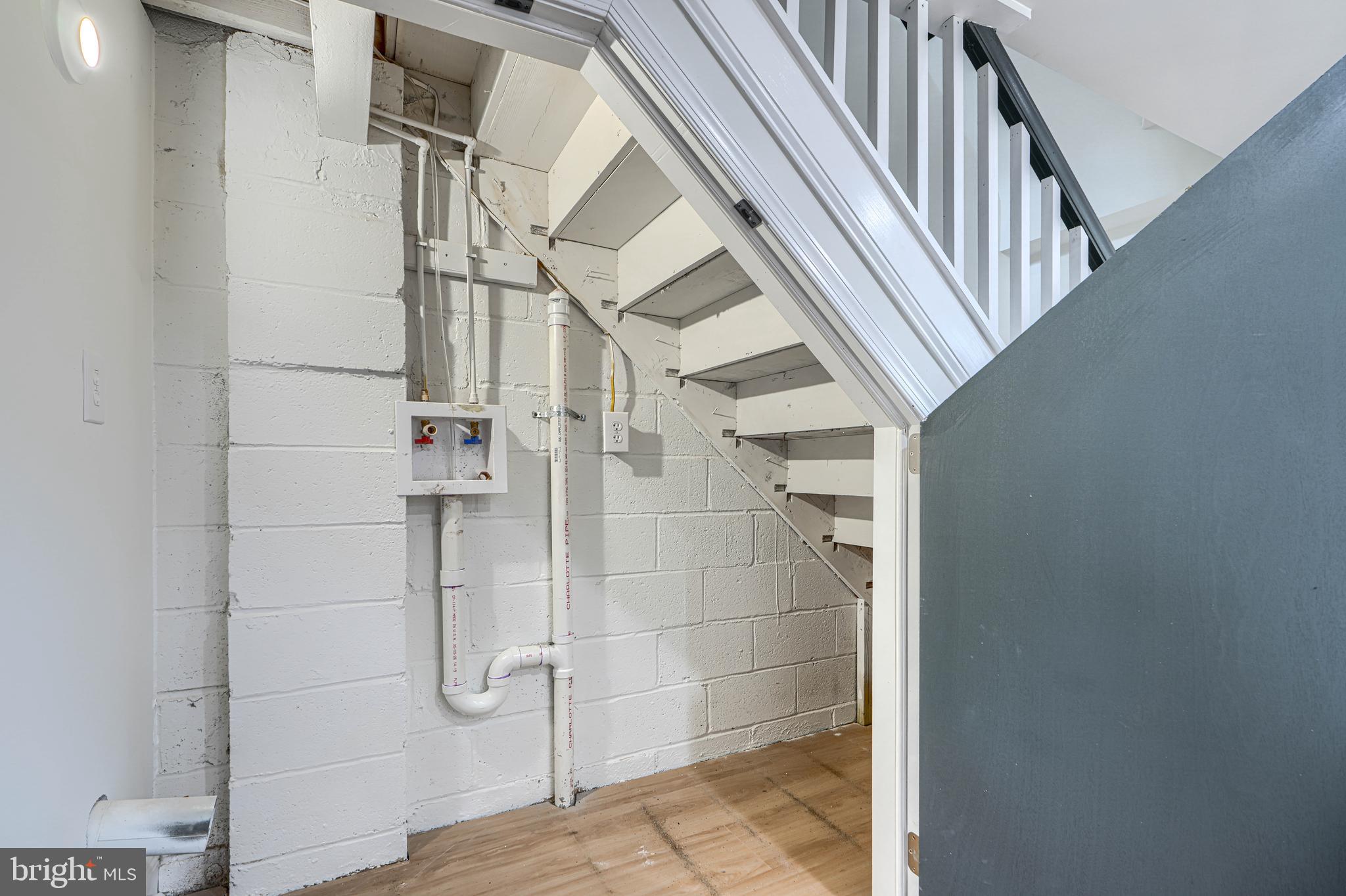 1905 Heathfield Road Baltimore, MD 21239 - Photo 44 of 49