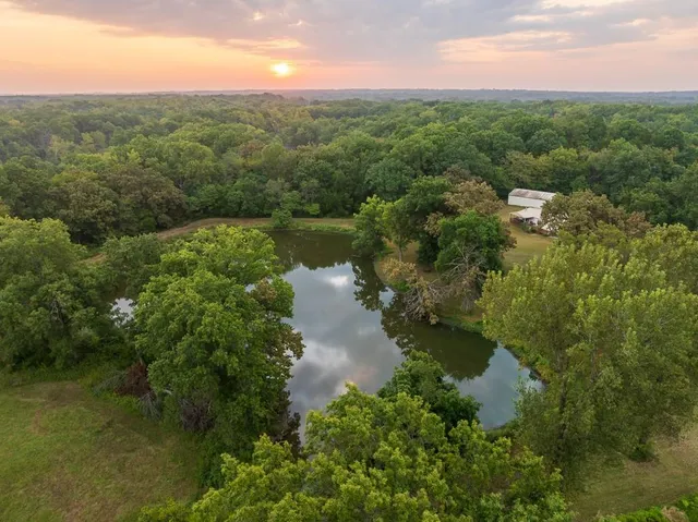 $391,250 | 466 Northwest 391 Road, Clinton, MO 64735