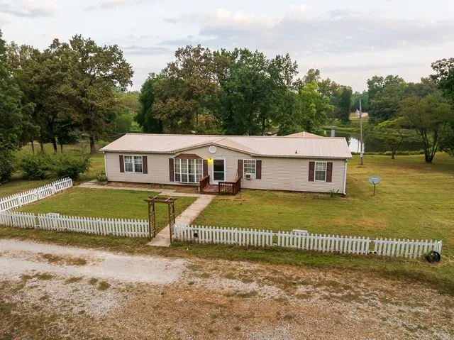 $391,250 | 466 Northwest 391 Road, Clinton, MO 64735
