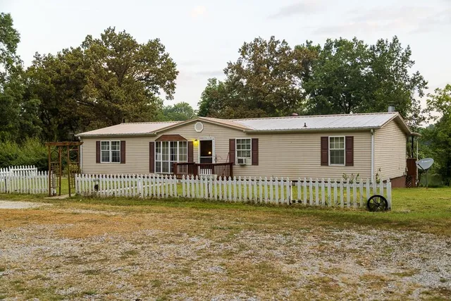 $391,250 | 466 Northwest 391 Road, Clinton, MO 64735