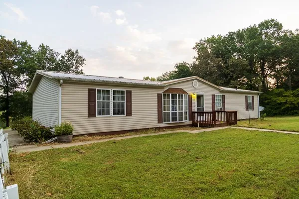 $360,000 | 466 Northwest 391 Road, Clinton, MO 64735