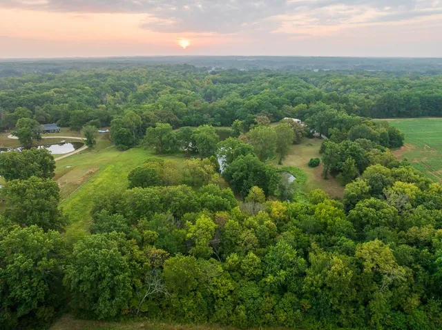 $391,250 | 466 Northwest 391 Road, Clinton, MO 64735