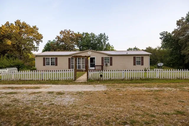 $391,250 | 466 Northwest 391 Road, Clinton, MO 64735