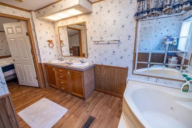 $391,250 | 466 Northwest 391 Road, Clinton, MO 64735