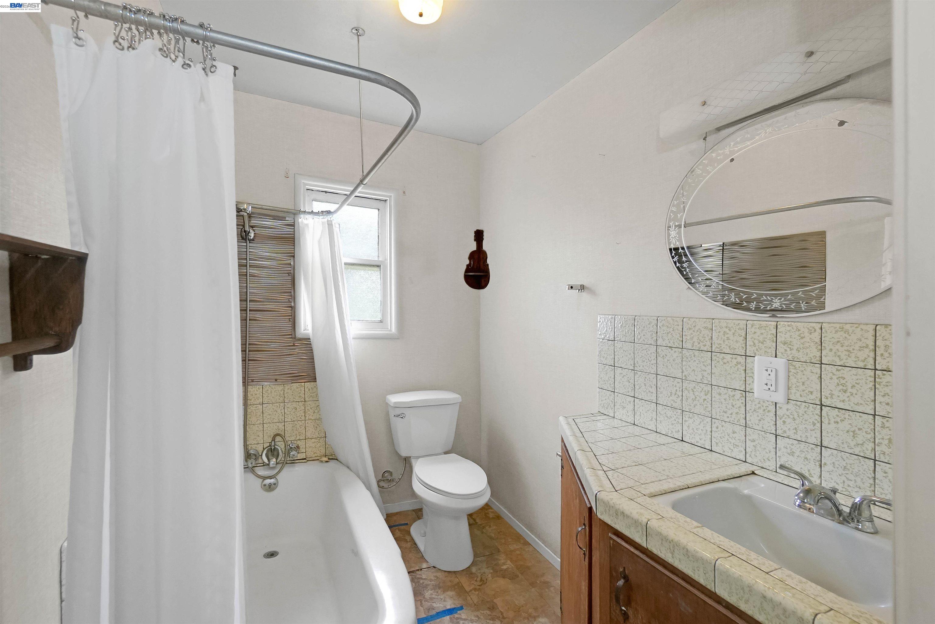 26027 Clover Road Hayward, CA 94542 - Photo 31 of 62