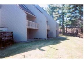 8 Rockingham Court, Unit 8 Bedford, NH 03110 - Photo 2 of 2 Gallery Image 2