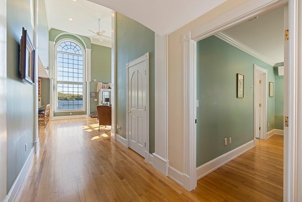 647 Reservoir Road Lunenburg, MA 01462 - Photo 5 of 42