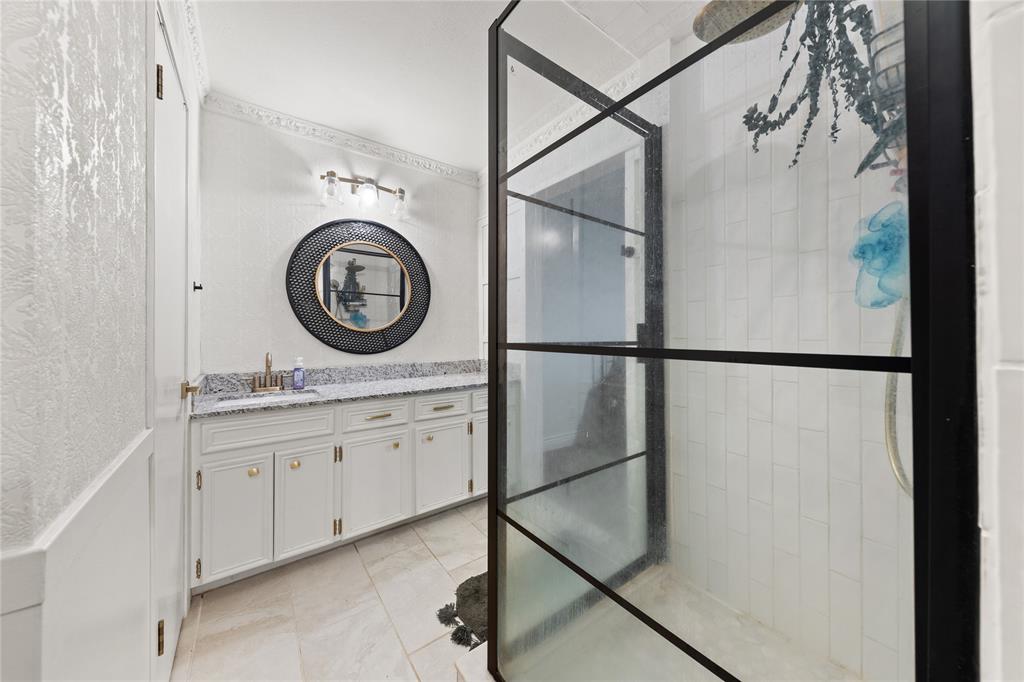 5087 Farm To Market Road 69 Como, TX 75431 - Photo 12 of 23