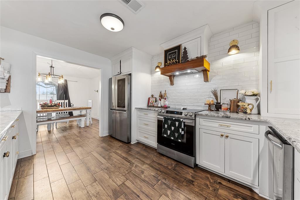 5087 Farm To Market Road 69 Como, TX 75431 - Photo 4 of 23