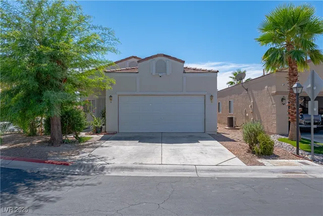 $339,999 | 1631 Dwayne Stedman Avenue, Las Vegas, NV 89106
