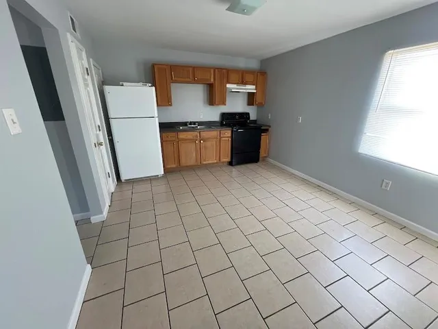 $950 | Undisclosed Address, Bridge City, LA 70094