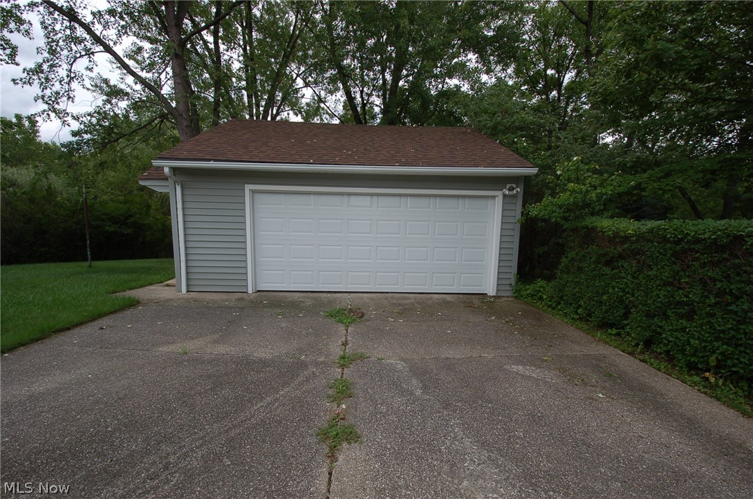 15050 Schreiber Road Maple Heights, OH 44137 - Photo 14 of 16 Gallery Image 14