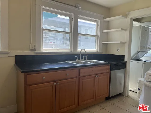 $2,600 | 1667 Golden Gate Avenue, Los Angeles, CA 90026