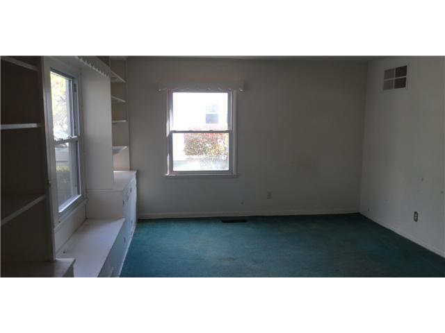 261 Danhurst Road Columbus, OH 43228 - Photo 3 of 10 Gallery Image 3