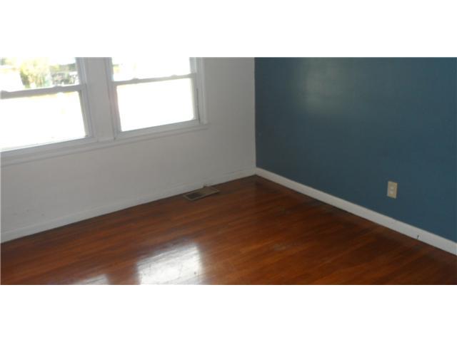 261 Danhurst Road Columbus, OH 43228 - Photo 6 of 10 Gallery Image 6