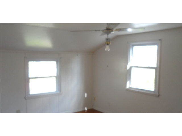 261 Danhurst Road Columbus, OH 43228 - Photo 8 of 10 Gallery Image 8