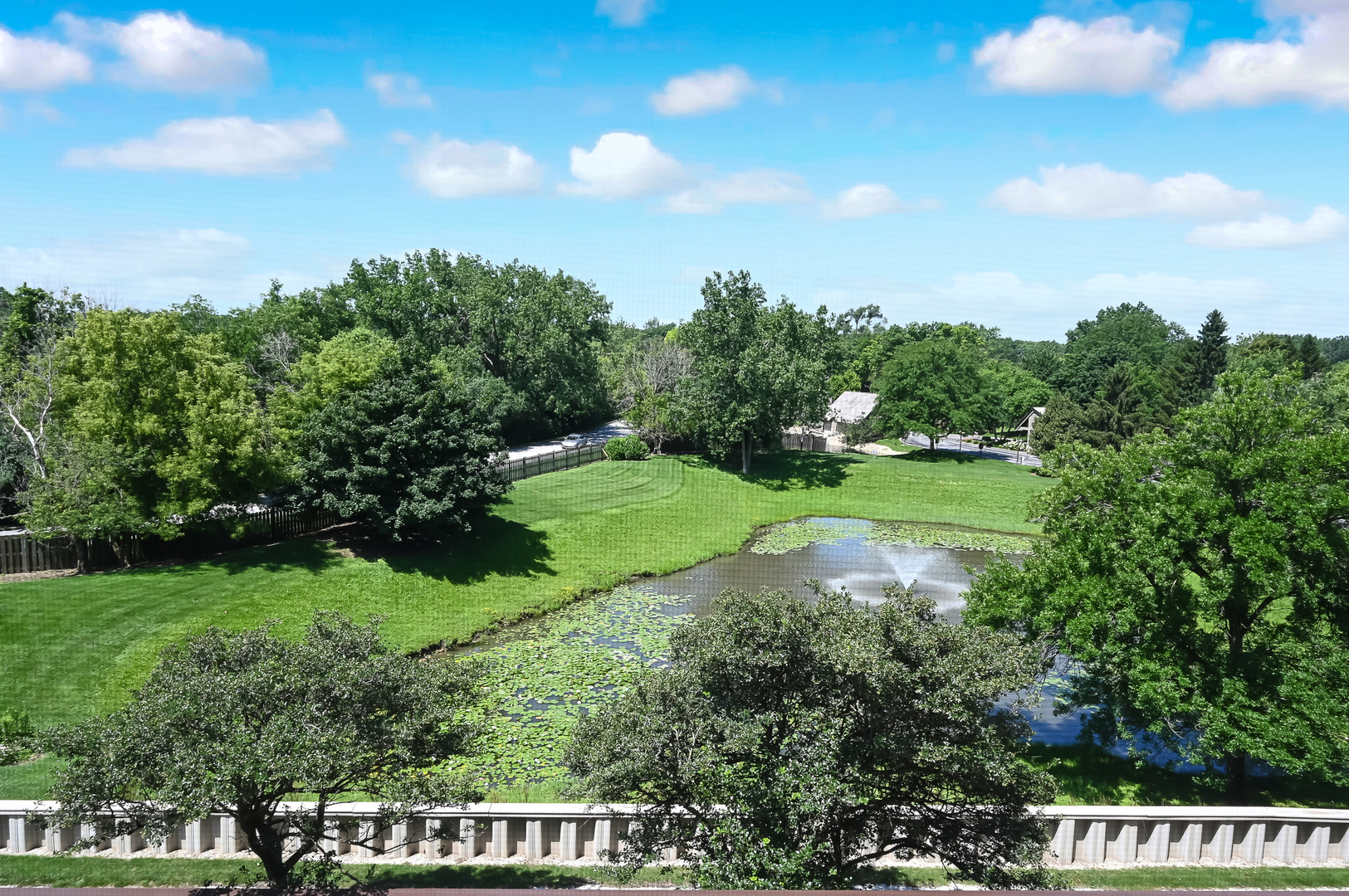 1140 Old Mill Road, Unit 405 Hinsdale, IL 60521 - Photo 8 of 24 Gallery Image 8