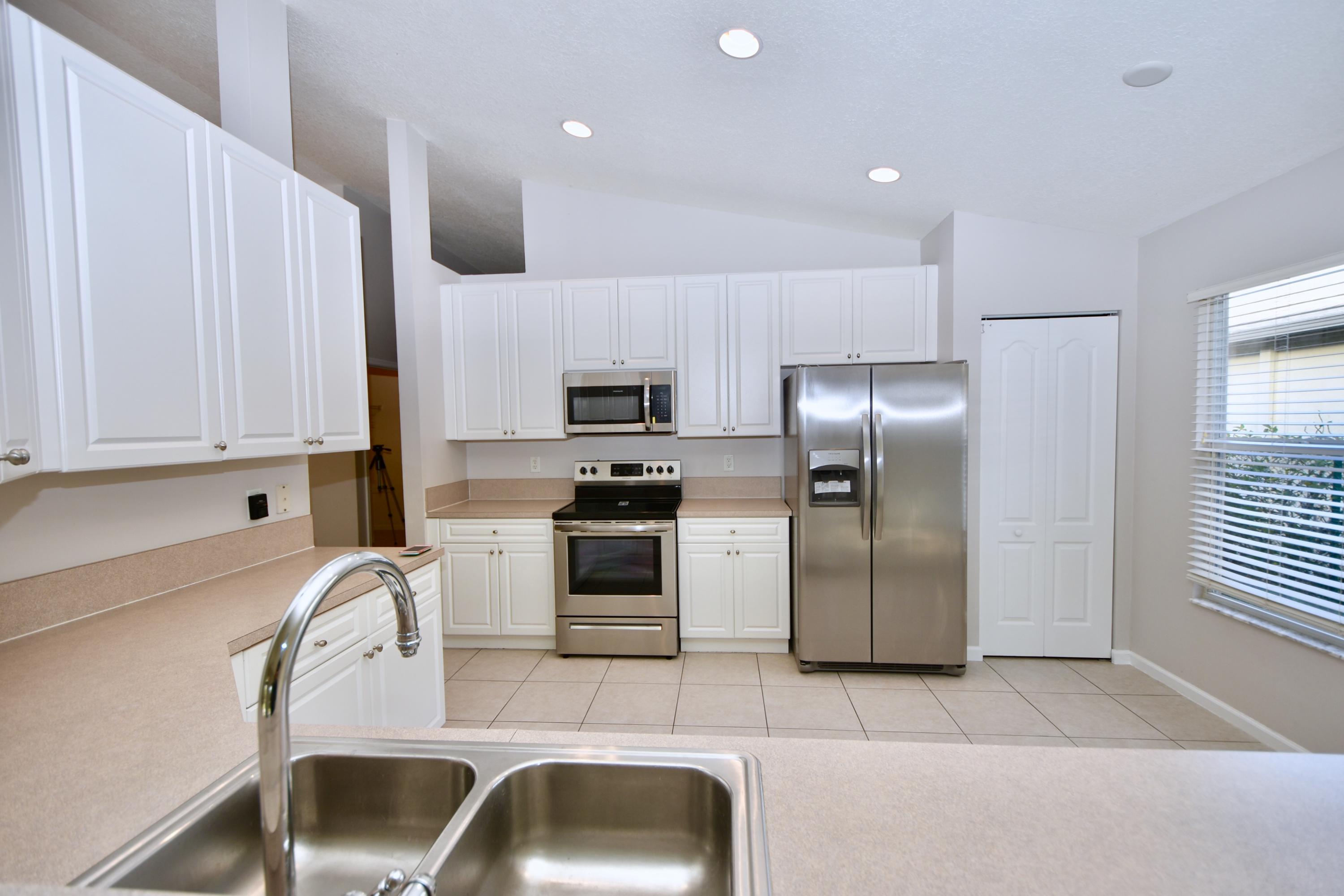 2512 Southwest Century Way Stuart, FL 34997 - Photo 17 of 52 Stainless Steel