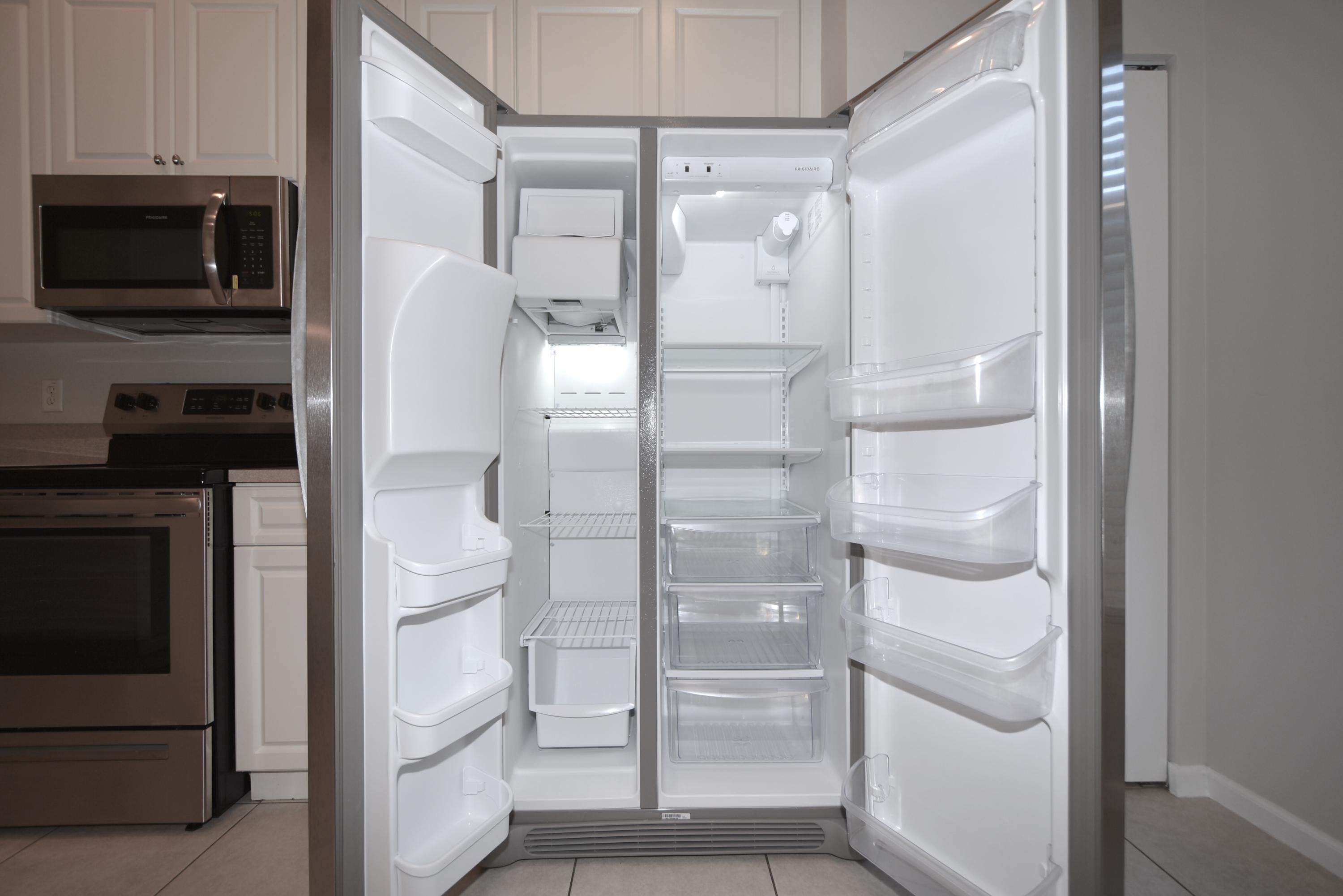 2512 Southwest Century Way Stuart, FL 34997 - Photo 20 of 52 Large Refrig.