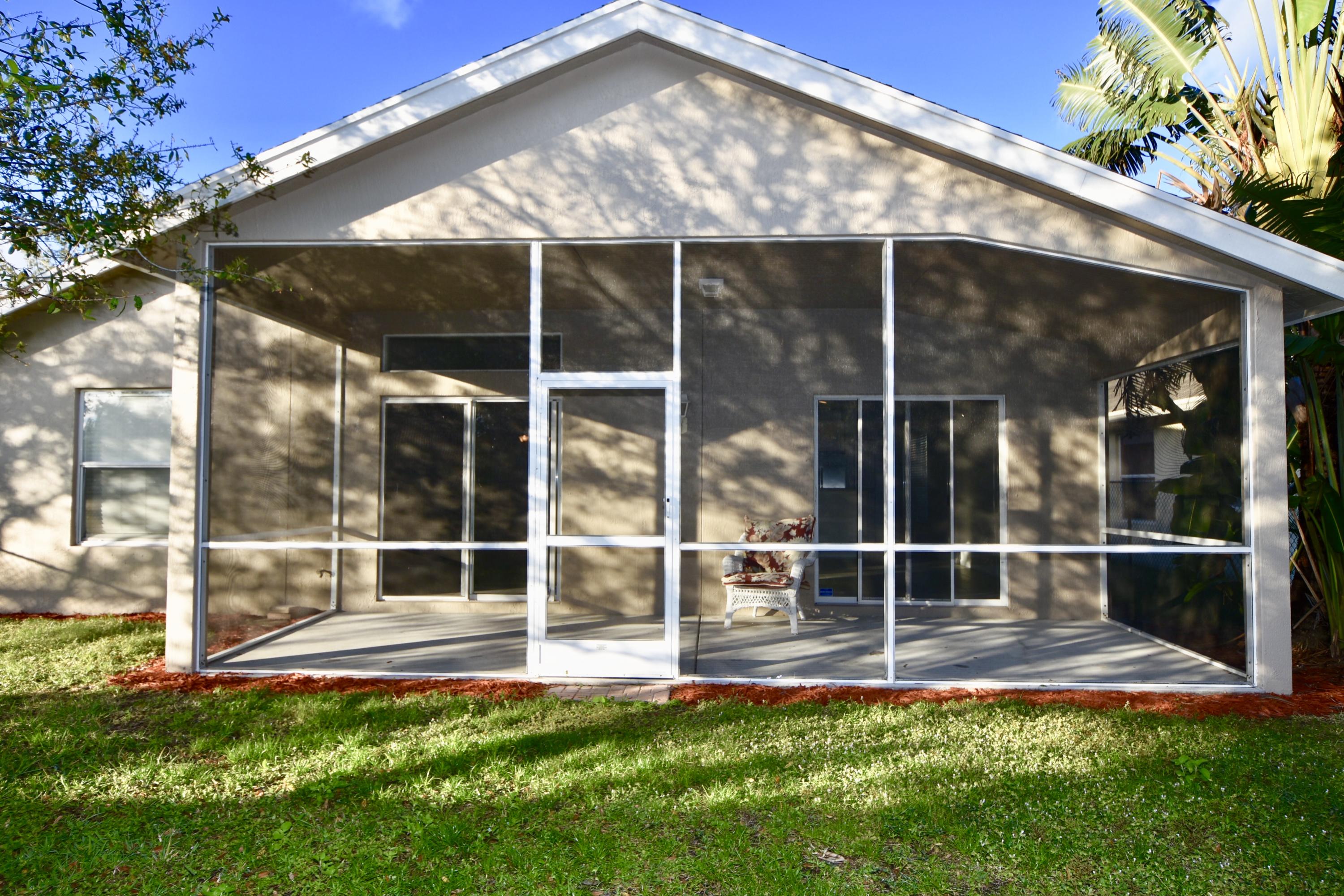 2512 Southwest Century Way Stuart, FL 34997 - Photo 35 of 52 Great for Entertaining