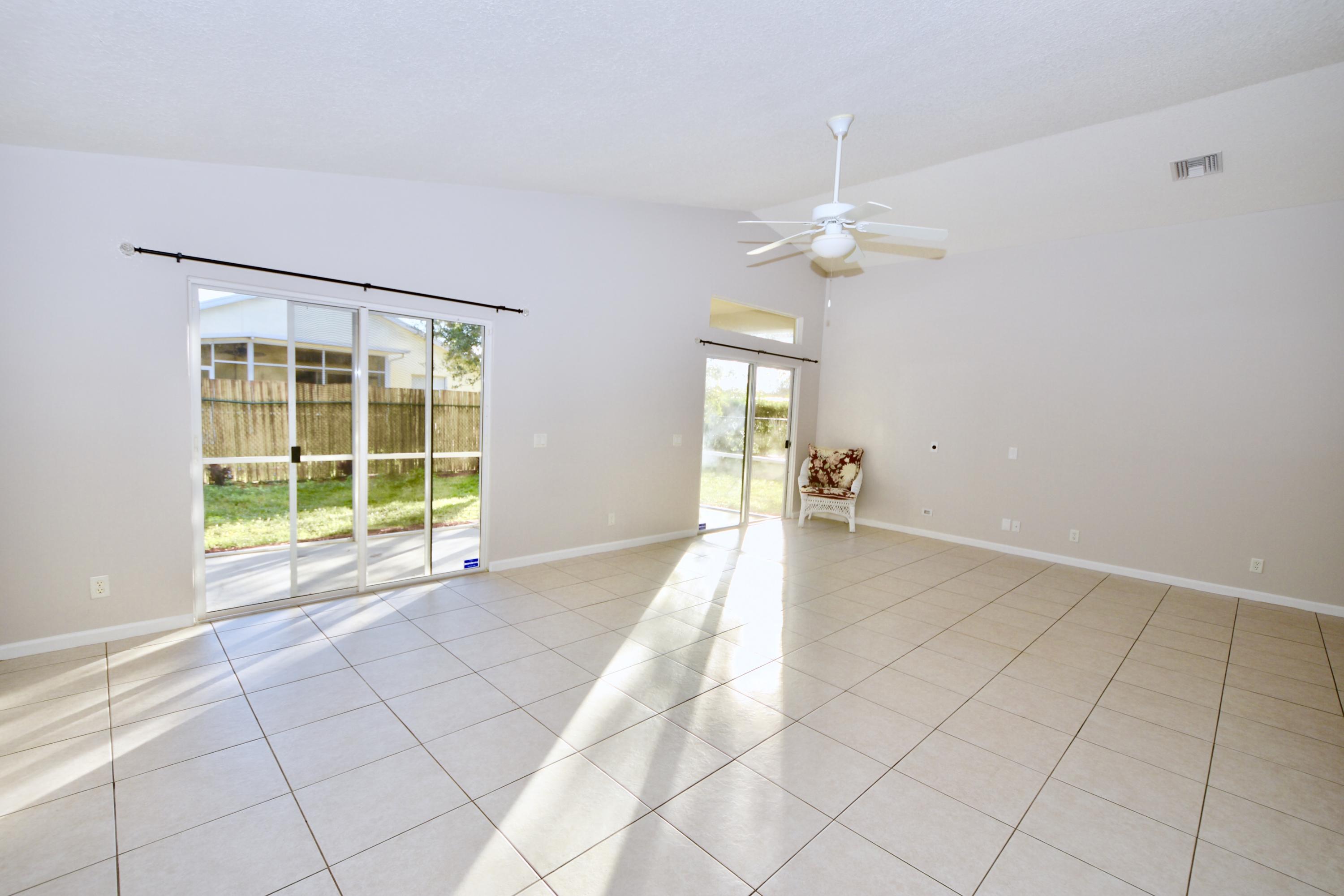2512 Southwest Century Way Stuart, FL 34997 - Photo 7 of 52 Great Room
