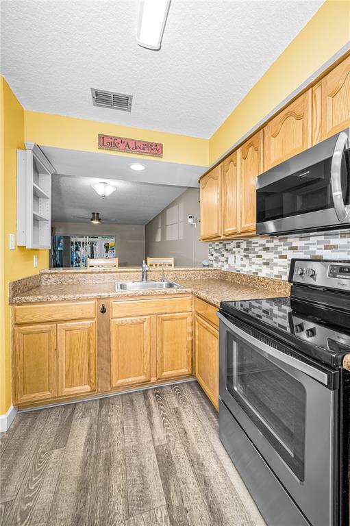 6627 Spring Flower Drive, Unit 14 New Port Richey, FL 34653 - Photo 14 of 40