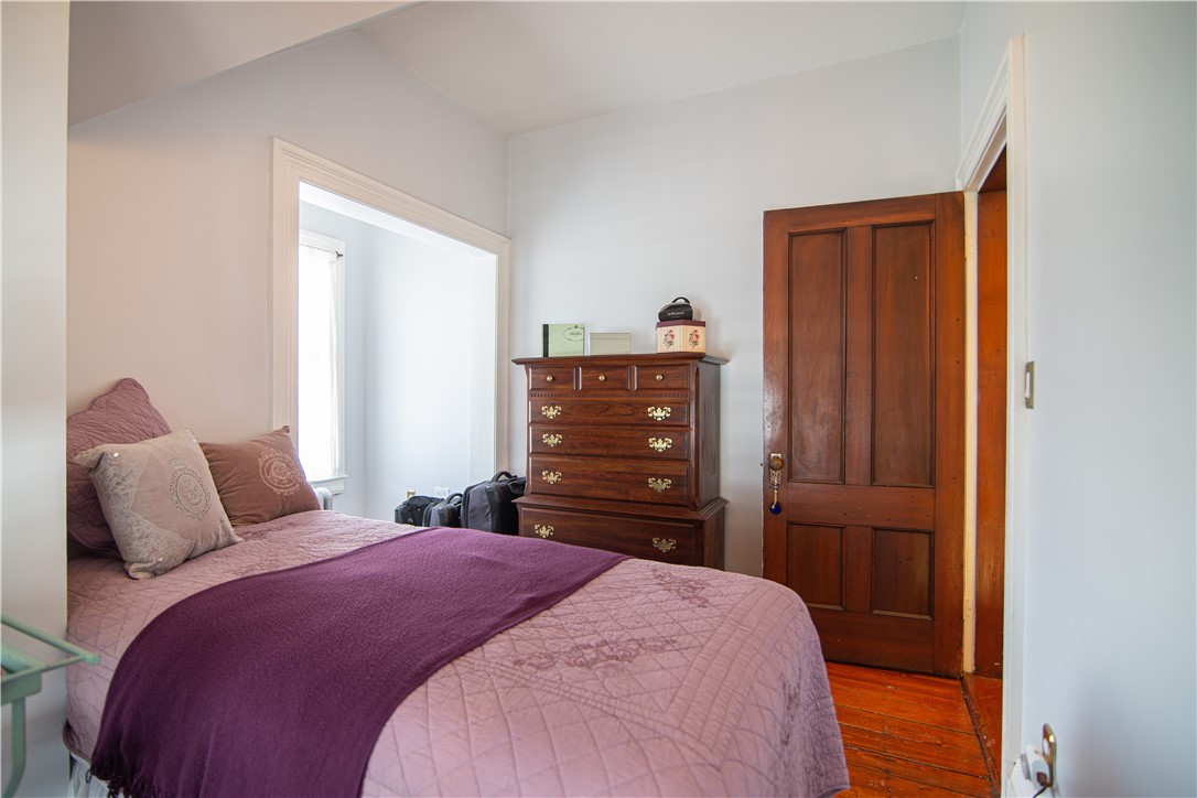 19 Stuart Street Pawtucket, RI 02860 - Photo 26 of 45