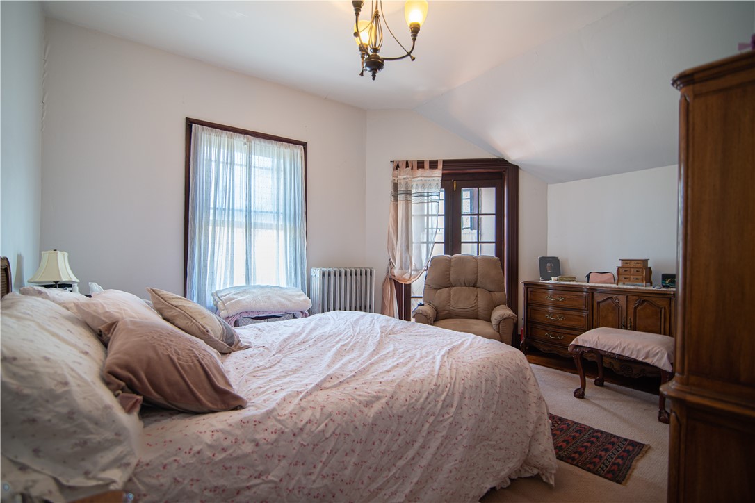 19 Stuart Street Pawtucket, RI 02860 - Photo 27 of 45