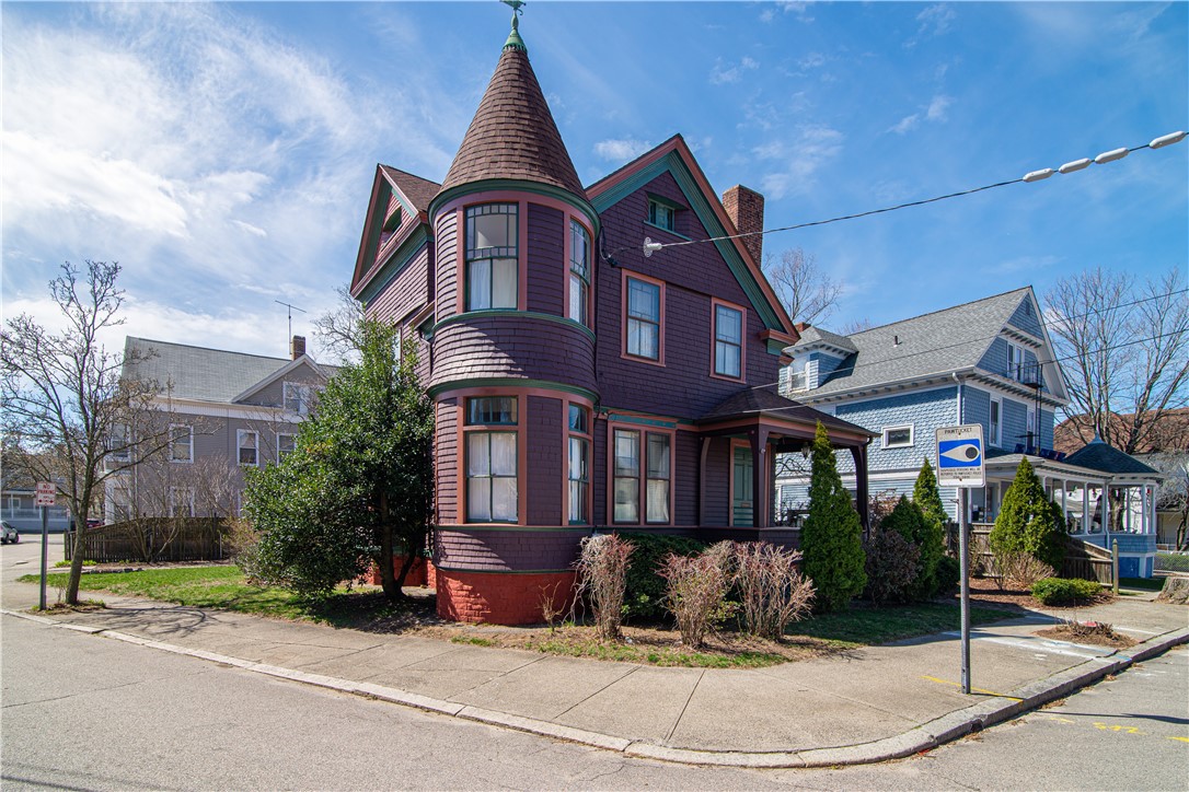 19 Stuart Street Pawtucket, RI 02860 - Photo 44 of 45