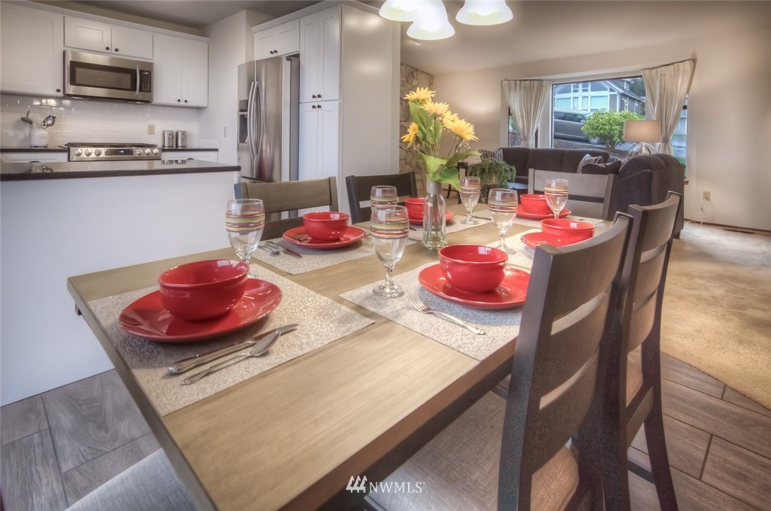 8074 Niska Road Blaine, WA 98230 - Photo 5 of 21 Gallery Image 5