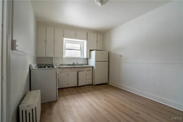 $950 | 3 Noyes Street, Unit 1, Utica, NY 13502