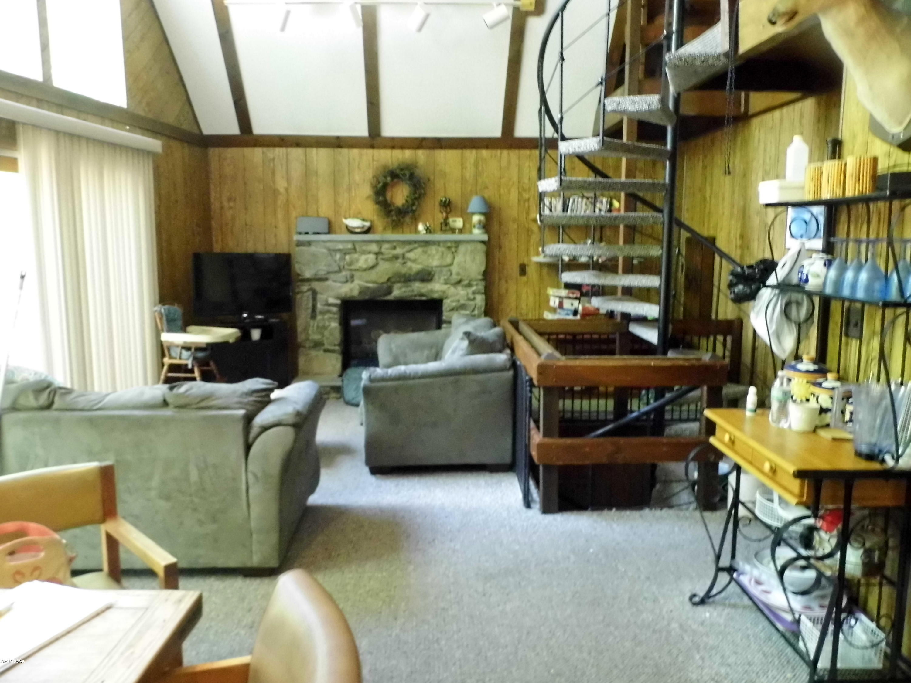 207 Deerfield Road Lake Ariel, PA 18436 - Photo 13 of 17