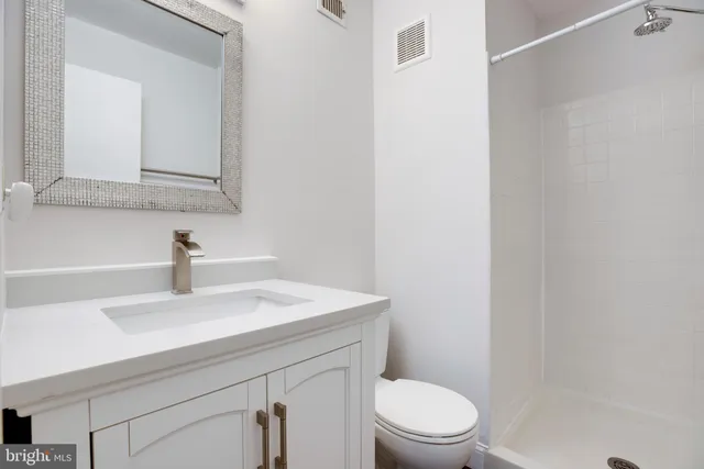 $2,100 | 6421 Birch Leaf Court, Unit 36A, Burke, VA 22015